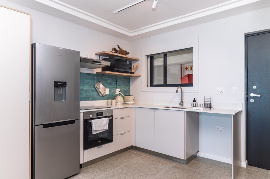 To Let 2 Bedroom Property for Rent in Muizenberg Western Cape